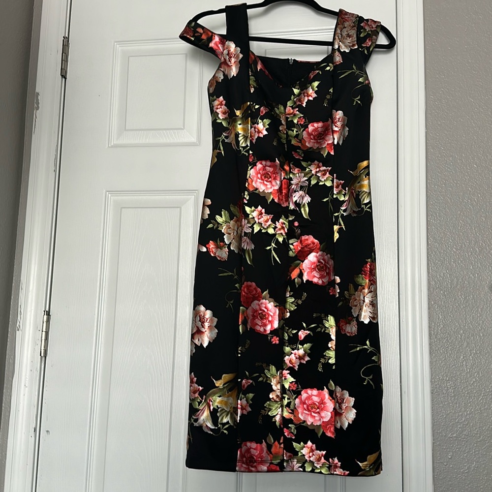 NWT Floral black cocktail dress